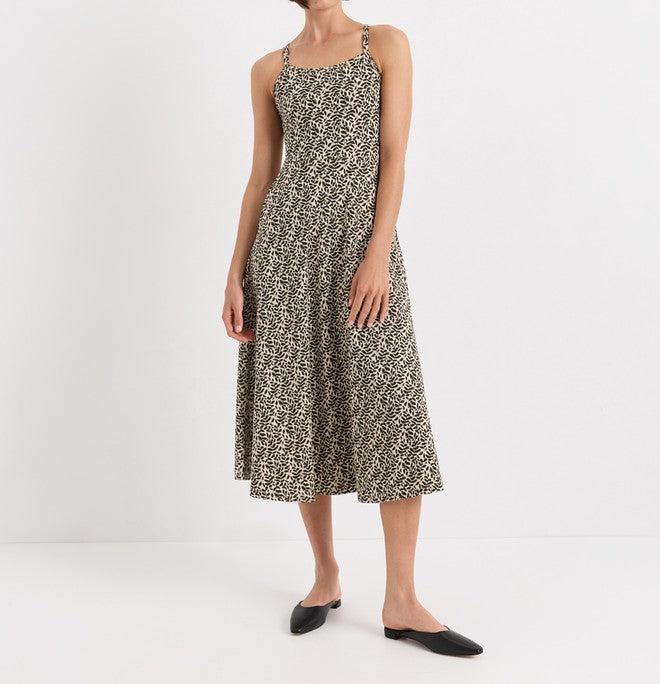 Vestido Midi Fit & Flare Estampado Tirantes